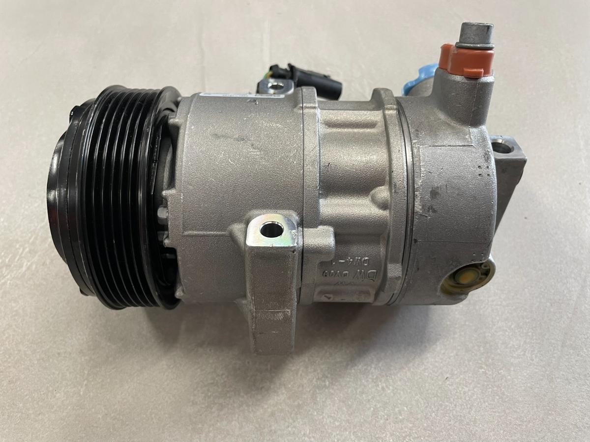 Škoda Citigo Klimakompressor 1S0816803A – Bild 17