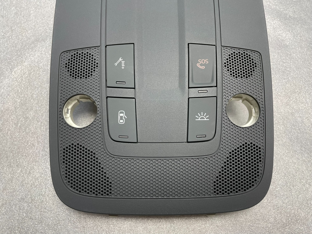 Audi A3 8Y roof reading light 8Y0947135E – image 12