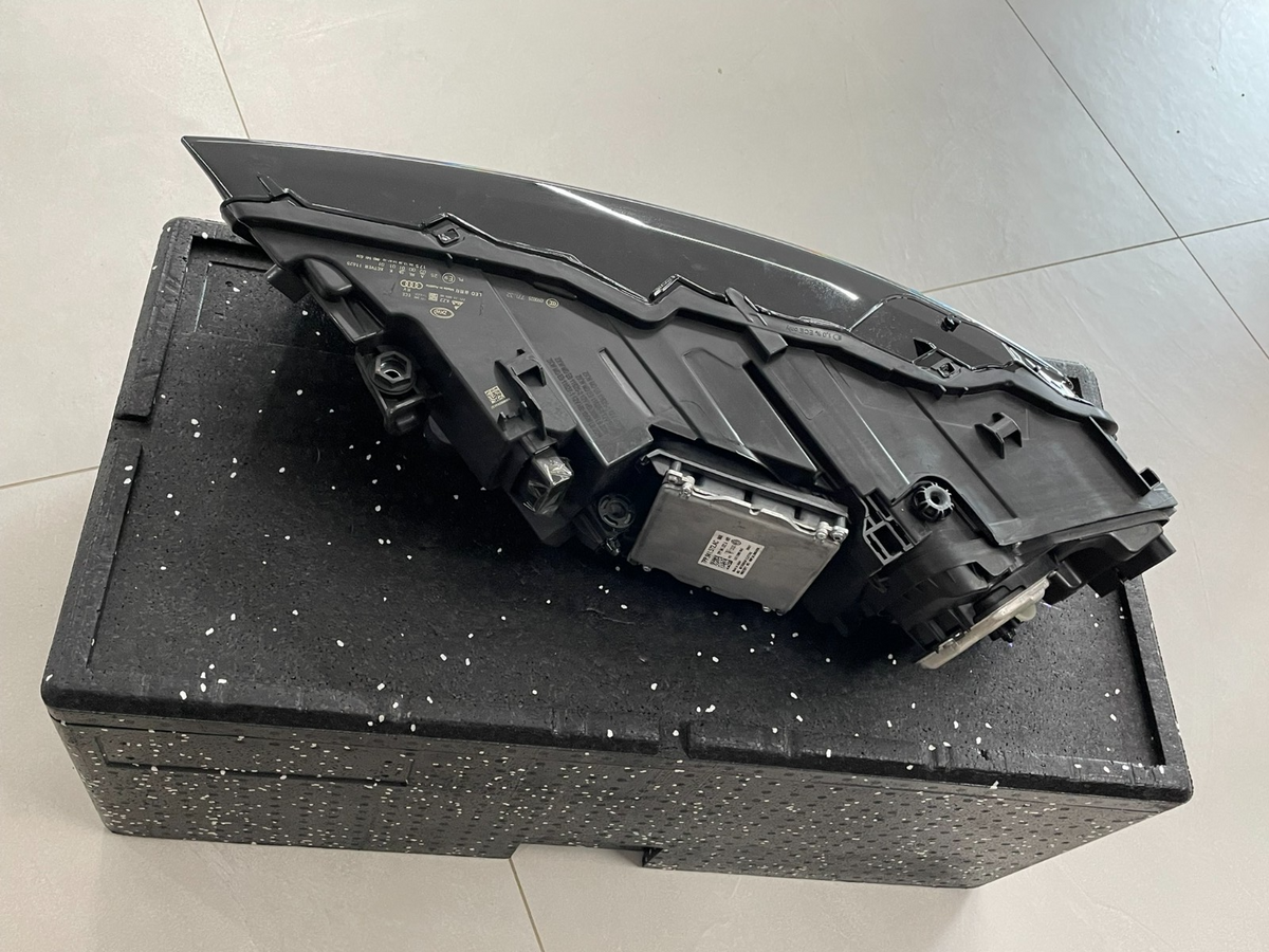 Audi Q7 4M LED světlomet pravý 4M0941034 - Originál – obrázek 15