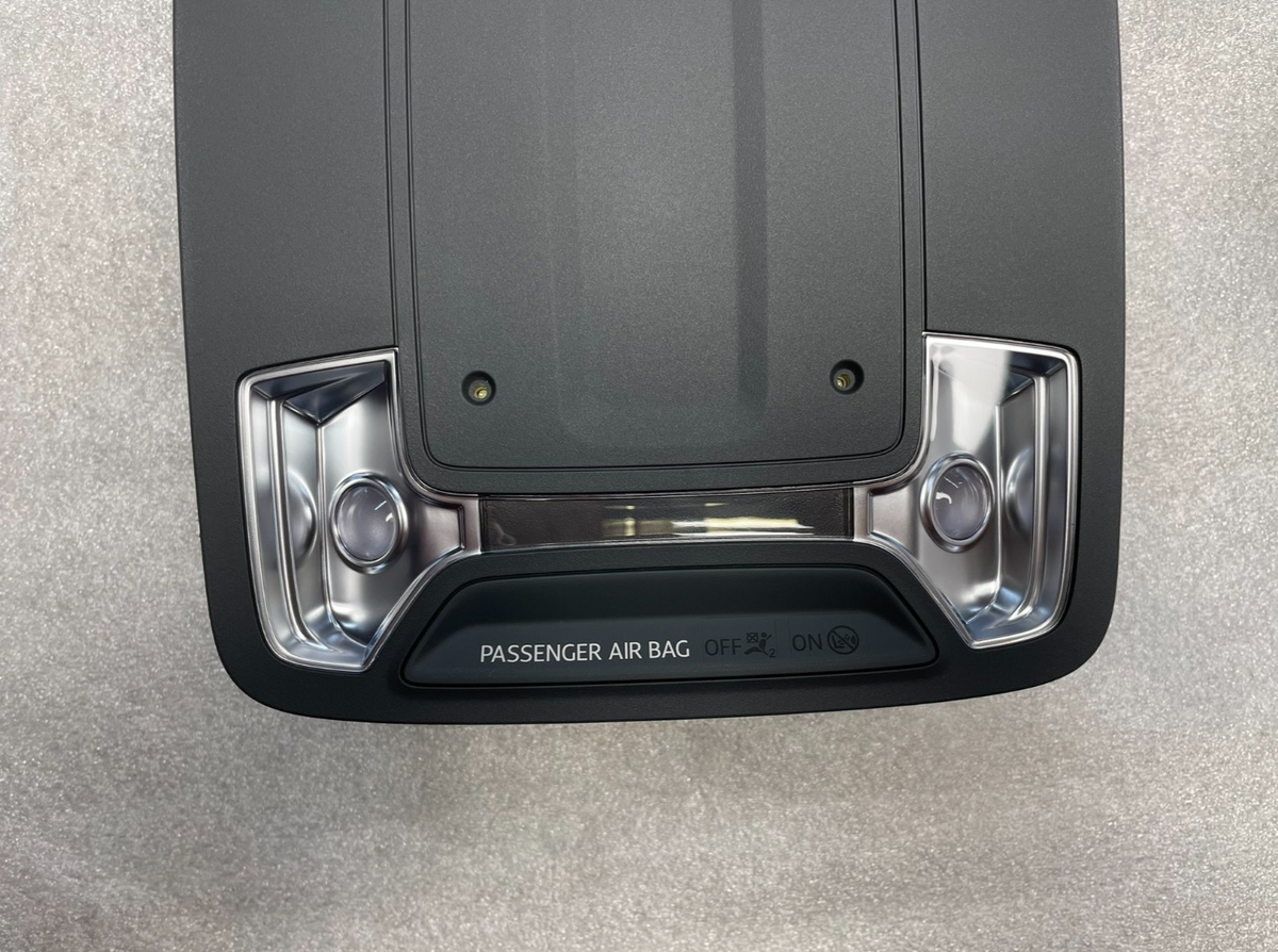Audi A3 8Y roof reading light 8Y0947135E – image 5