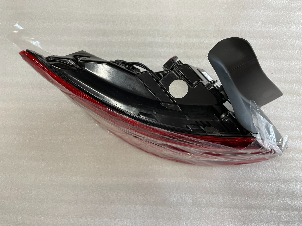 Audi A3 S3 RS3 8V Heckleuchte links außen LED 8V4945069C – Bild 9