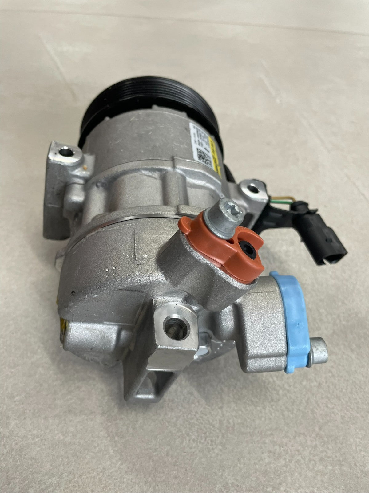 Seat Mii Klimakompressor 1S0816803A – Bild 9