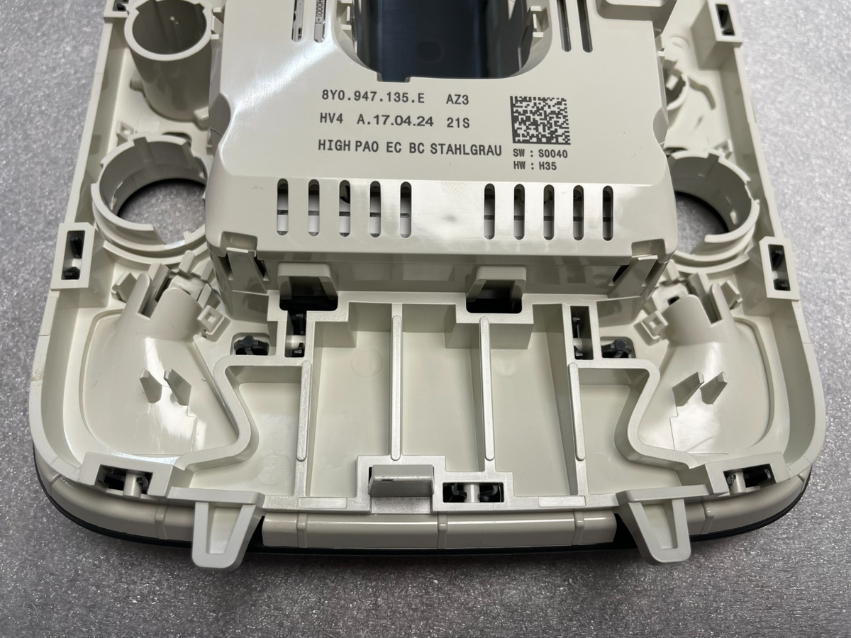 Audi Q2 Leseleuchte Dachhimmel 8Y0947135E – Bild 16