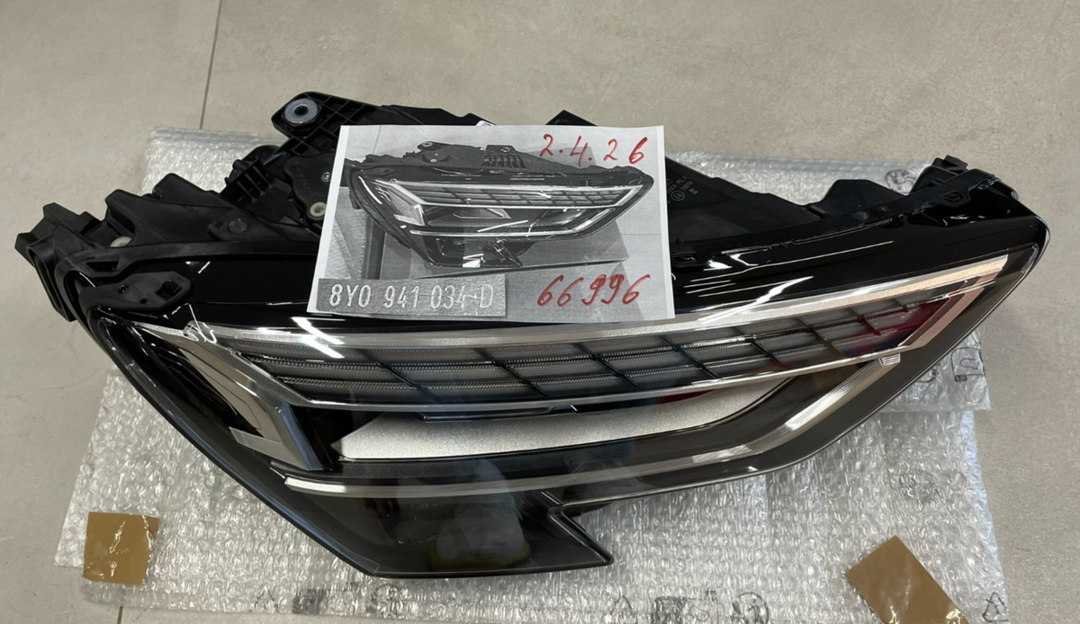 Audi A3 8Y Facelift LED-Scheinwerfer rechts 8Y0941034D – Bild 17