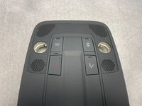 Audi A3 8Y roof reading light 8Y0947135E – image 7