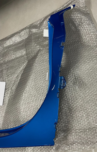Audi R8 4S B-Säulen-Abdeckung links, blau 4S0853959 – Bild 6