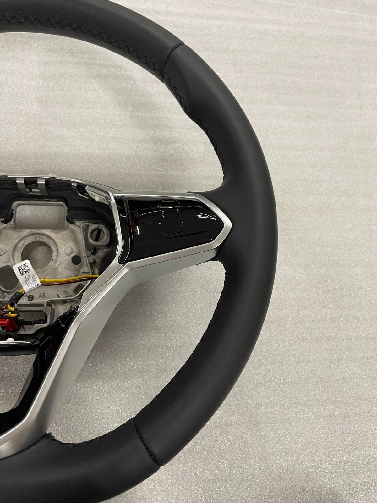VW Touareg CR7 sportovní volant vyhřívaný – 760419089R – obrázek 12