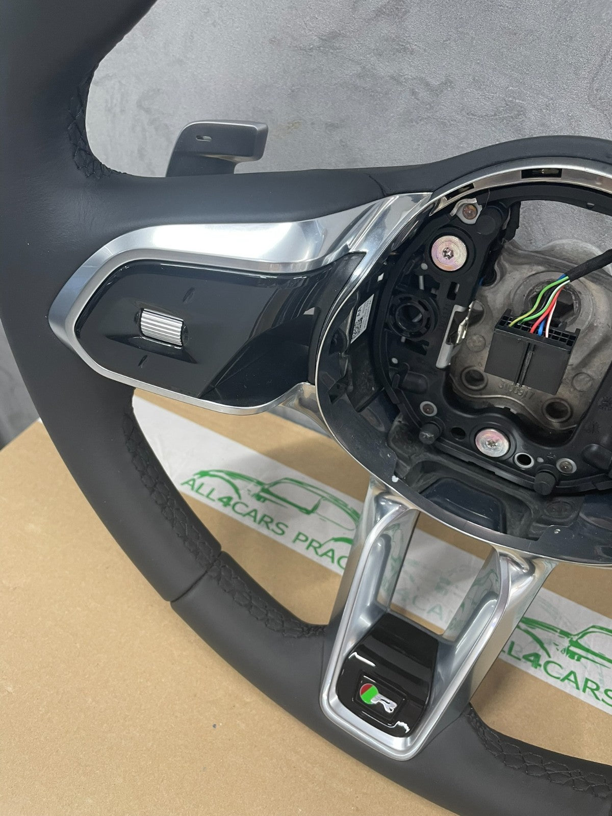 Jaguar XE XF F-Pace sportovní volant s pádly – N9C3-7L074-AA – obrázek 3