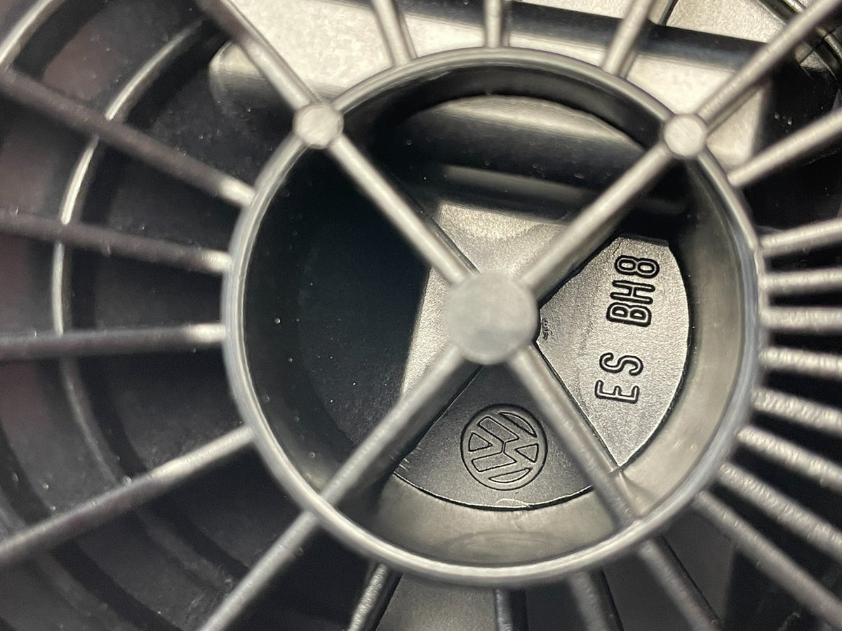 Volkswagen Golf 7 Variant Heckklappengriff mit Taster 5G9827469D – Bild 18