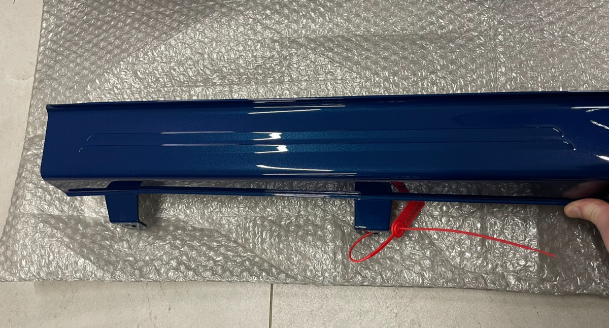 Audi R8 4S B-pillar trim left blue 4S0853959 – image 10