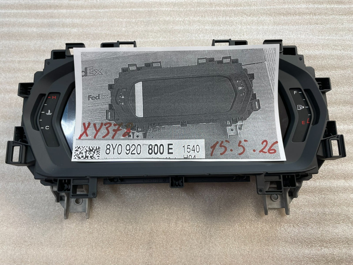 Audi A3 / S3 / RS3 8Y Virtual Cockpit digitální přístrojový štít 8Y0920800E – obrázek 14