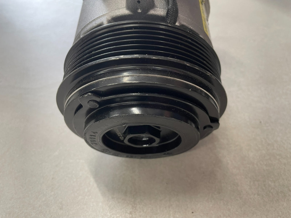 Škoda Citigo Klimakompressor 1S0816803A – Bild 13