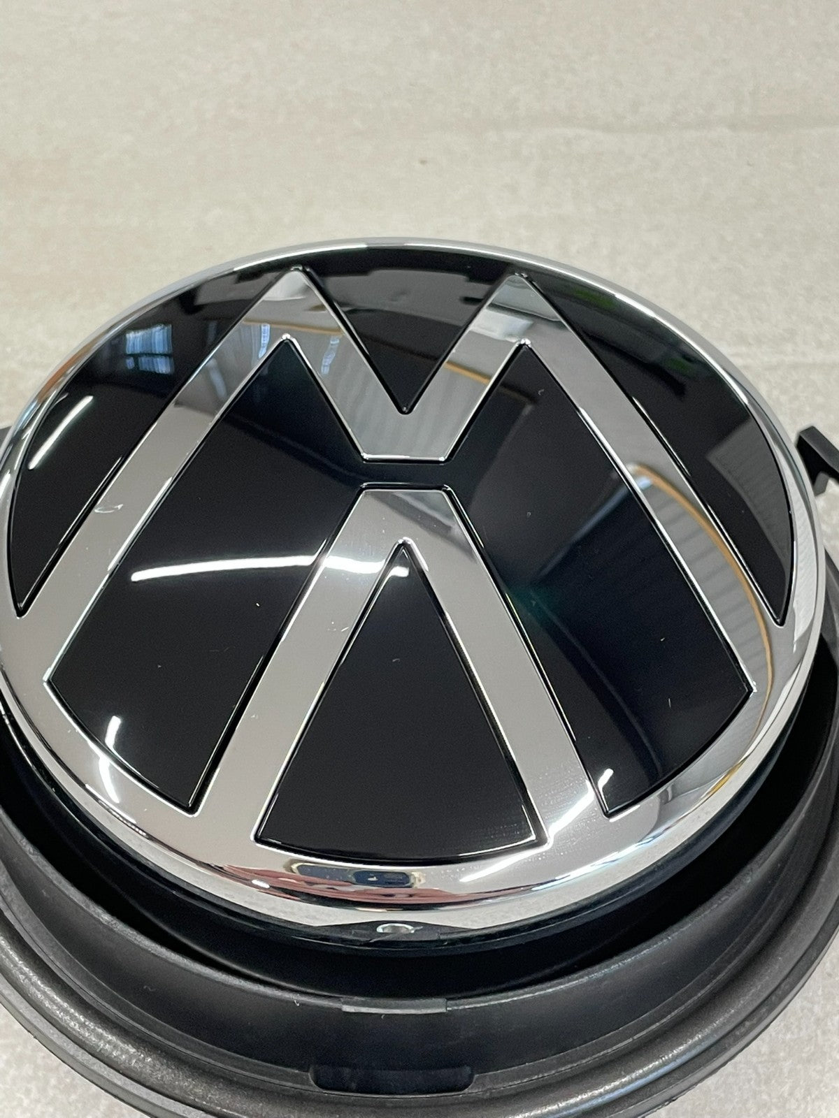 Volkswagen Golf 7 Variant Heckklappengriff mit Taster 5G9827469D – Bild 10