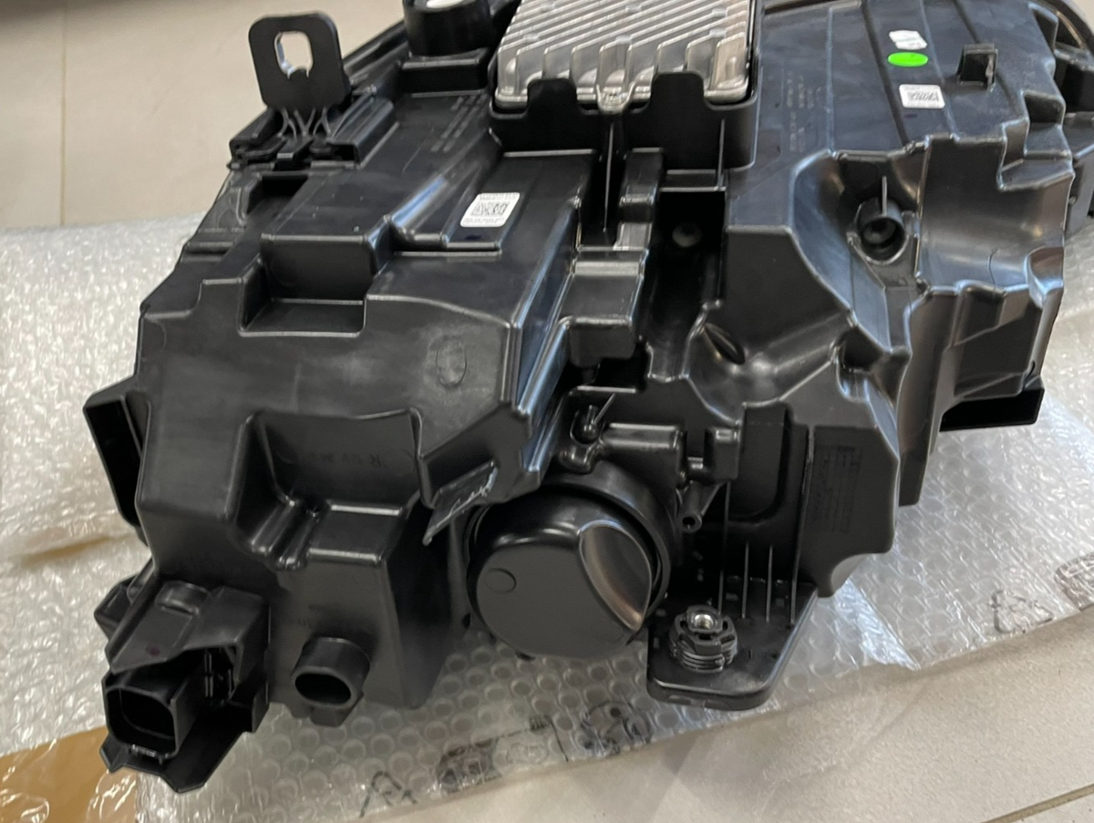Audi A3 8Y Facelift LED-Scheinwerfer rechts 8Y0941034D – Bild 14