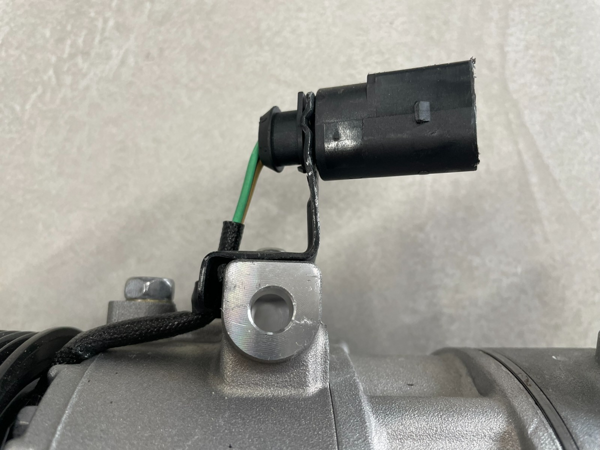 Škoda Citigo Klimakompressor 1S0816803A – Bild 8