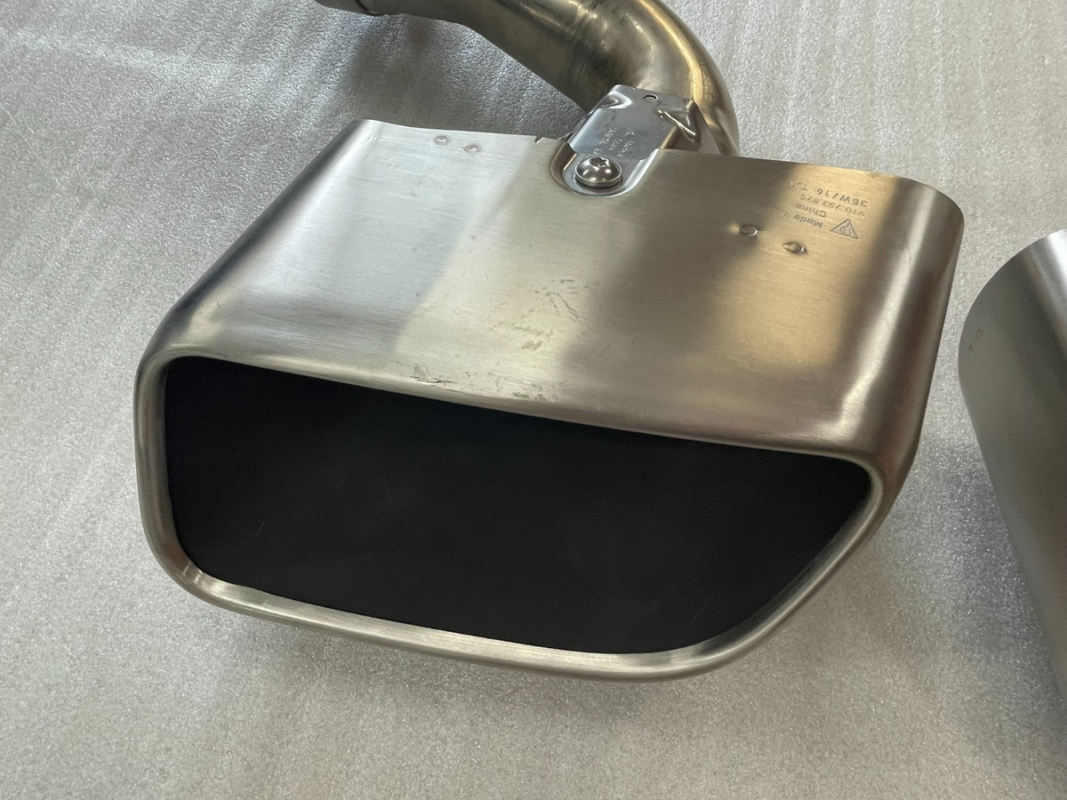Porsche Cayenne 9Y Exhaust Tips Set Left + Right 9Y0253825 / 9Y0253826 Original – image 12