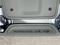 Audi Q3 Innenraum-Deckenleuchte mit SOS-Taste 8Y0947135D ET1 Original – Bild 8