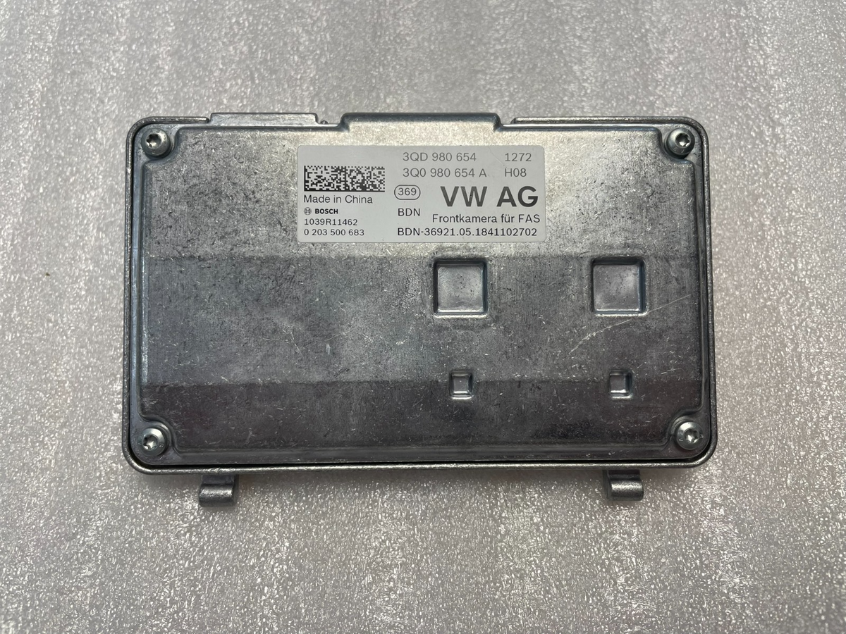 VW Škoda Seat Windscreen Camera for Driver Assistance Front 3QD980654 – image 7
