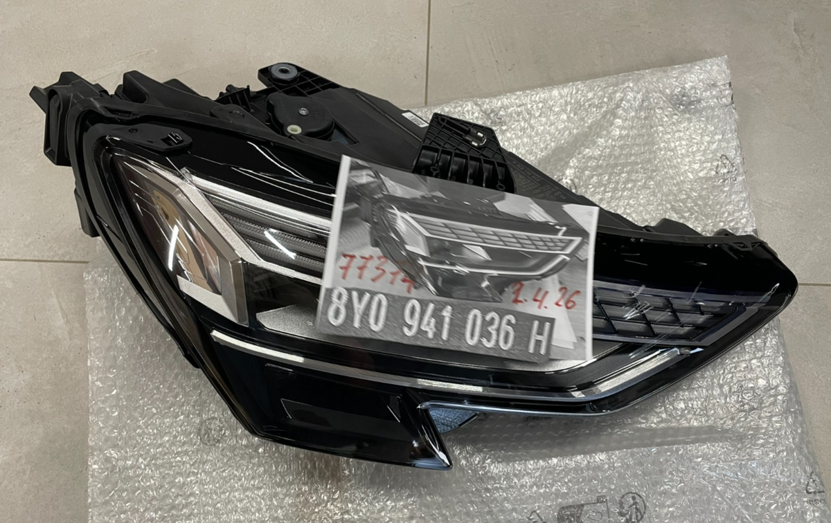 Audi A3 S3 RS3 8Y Headlight Matrix LED Right, Crack in Corner 8Y0941036H – image 16