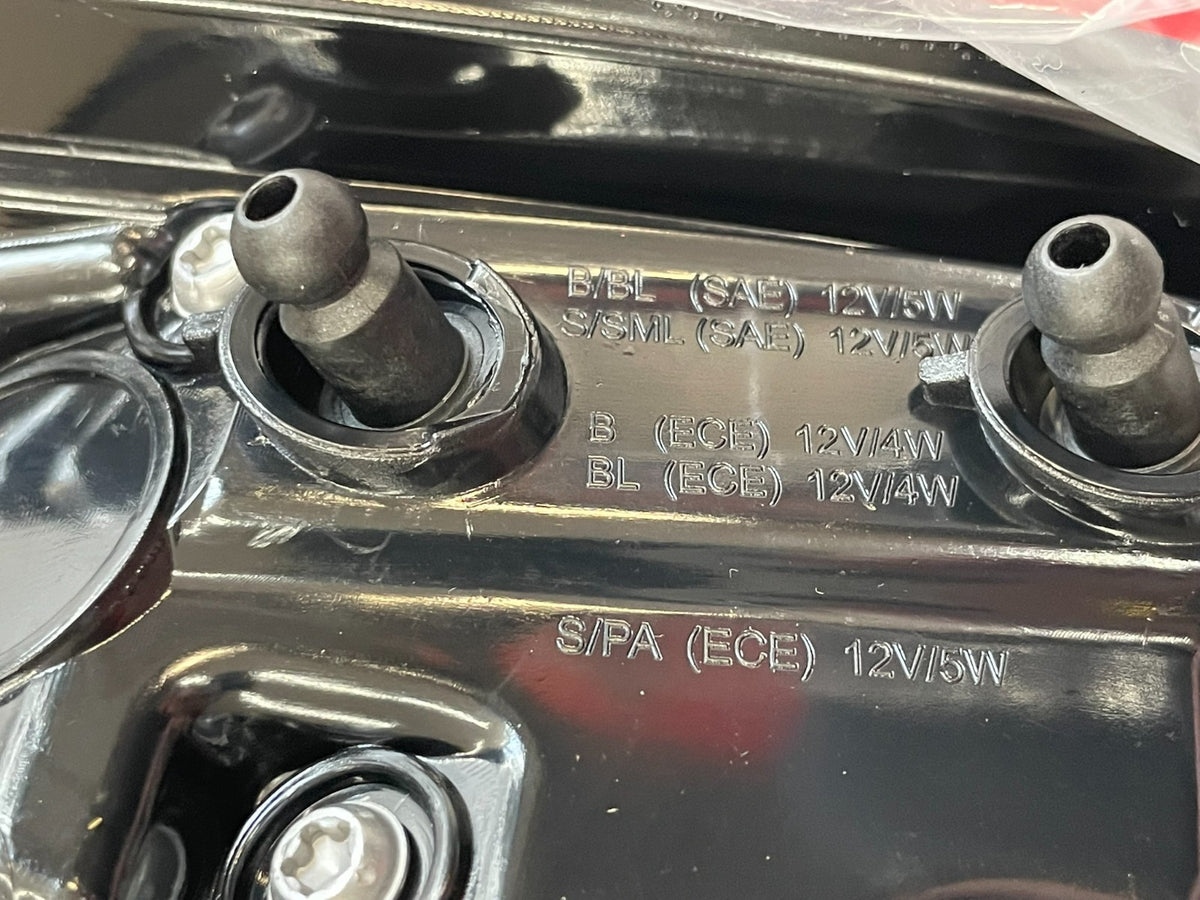 Audi A3 S3 RS3 8V Heckleuchte links außen LED 8V4945069C – Bild 13
