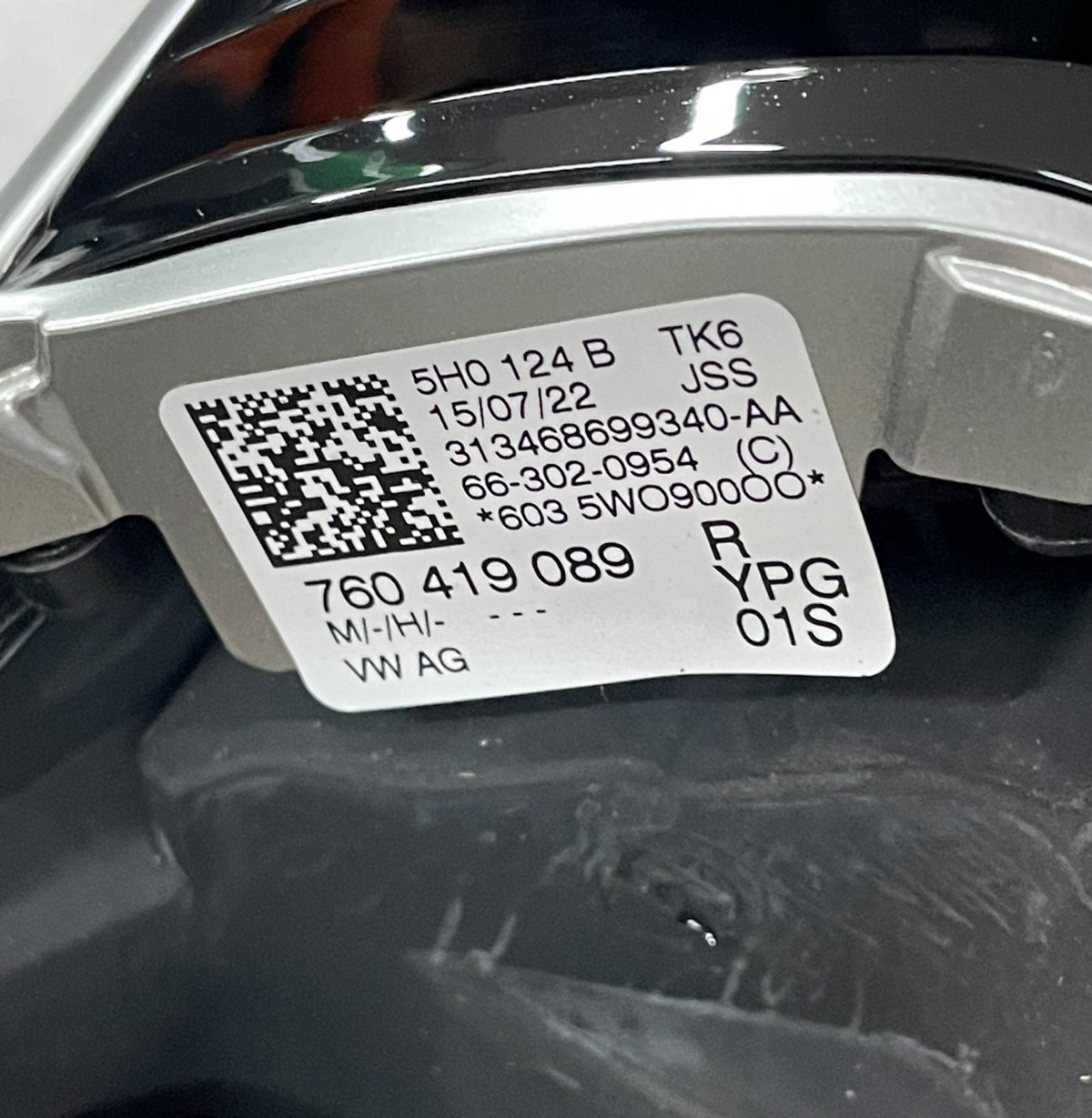 VW Touareg CR7 sportovní volant vyhřívaný – 760419089R – obrázek 3