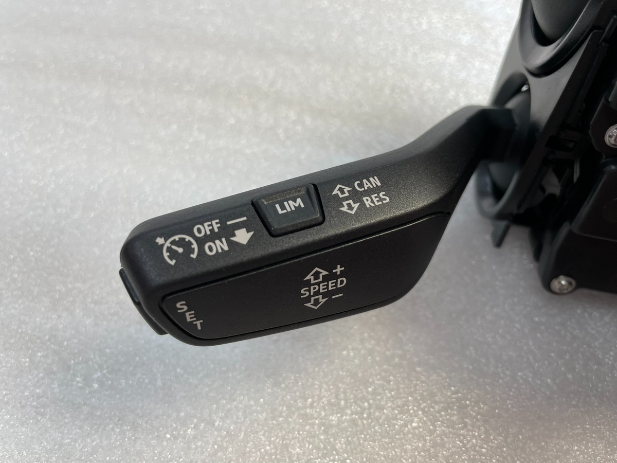 Audi A5 Avant / Q5 / A6 e-tron / Q6 e-tron přepínač pod volantem s kontaktním kroužkem 85E907129AA originál . – obrázek 9