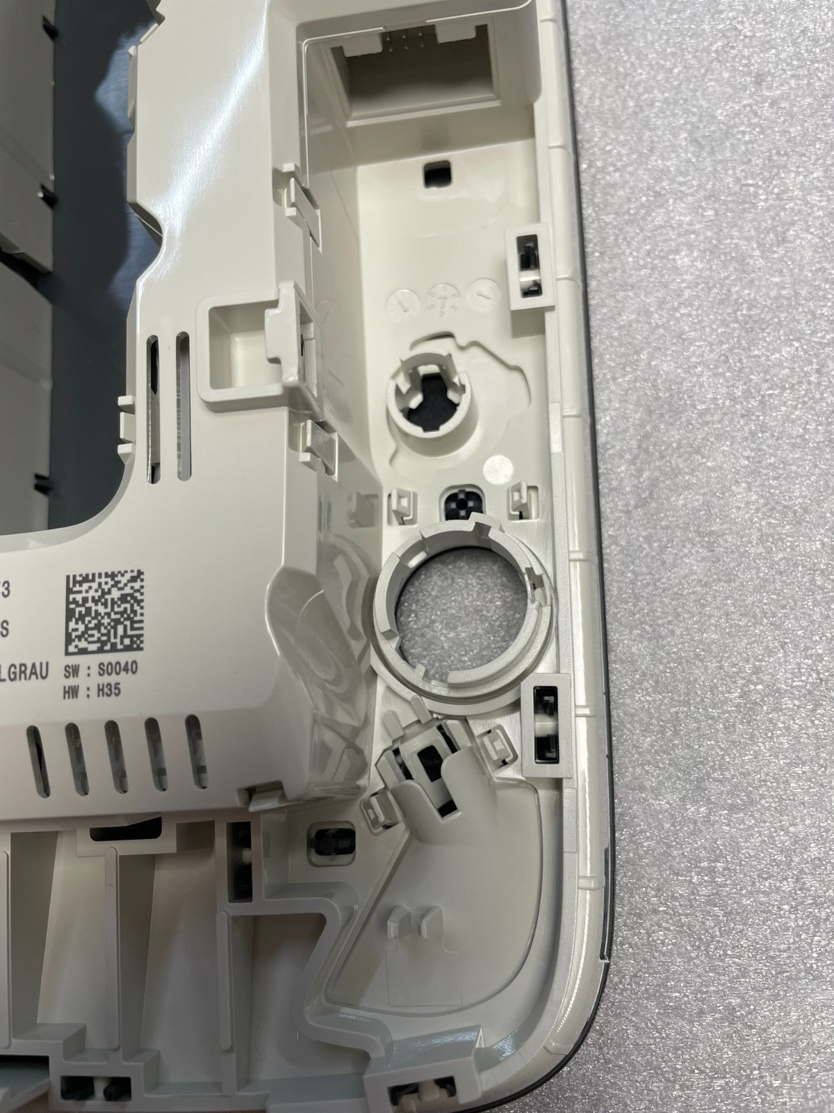 Audi A3 8Y roof reading light 8Y0947135E – image 17