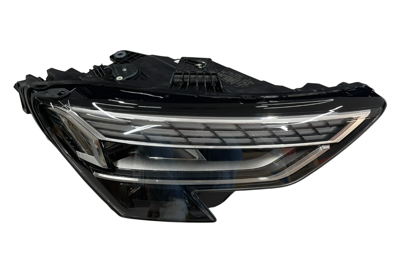 Audi A3 S3 RS3 8Y Headlight Matrix LED Right, Crack in Corner 8Y0941036H