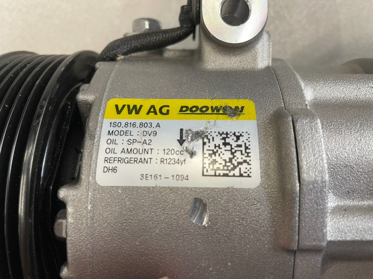 Škoda Citigo Klimakompressor 1S0816803A – Bild 4
