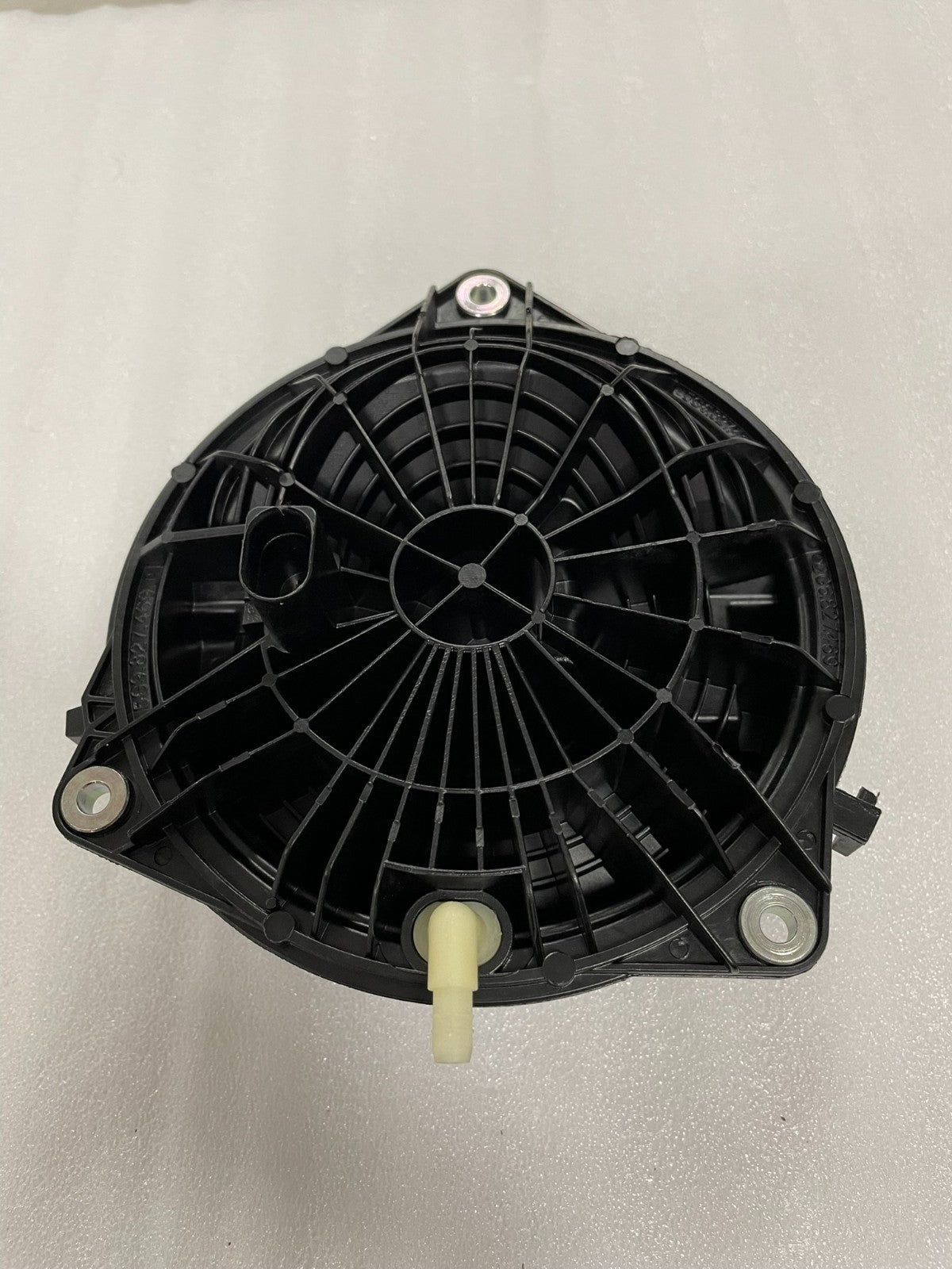 VW Golf 7 madlo páté dveře s emblémem VW – 5G9827469D – obrázek 13