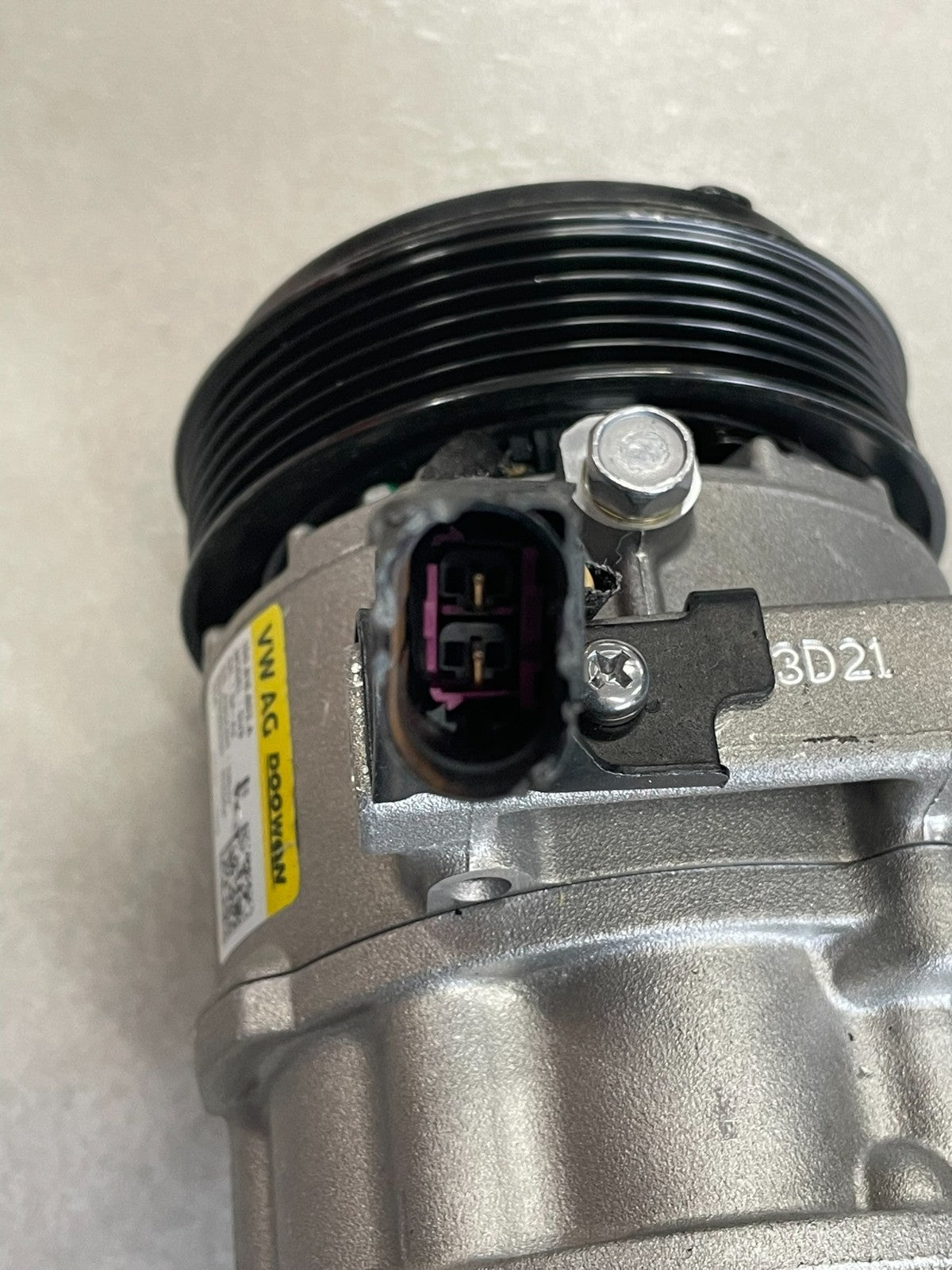 Volkswagen up! kompresor klimatizace 1S0816803A – obrázek 14
