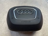 Audi Q7 4M / Q8 4M8 / SQ8 / RS Q8 airbag řidiče do volantu 4M0 880 201 AH 6PS