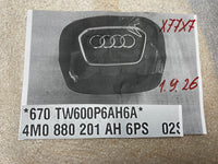 Audi Q7 4M / Q8 4M8 / SQ8 / RS Q8 airbag řidiče do volantu 4M0 880 201 AH 6PS