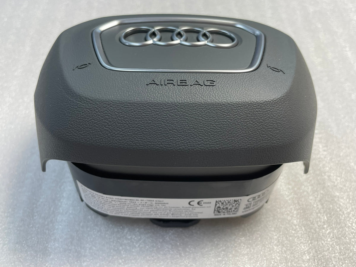 Airbag řidiče šedý Audi Q7, Q8 - 4M0880201S Orig.