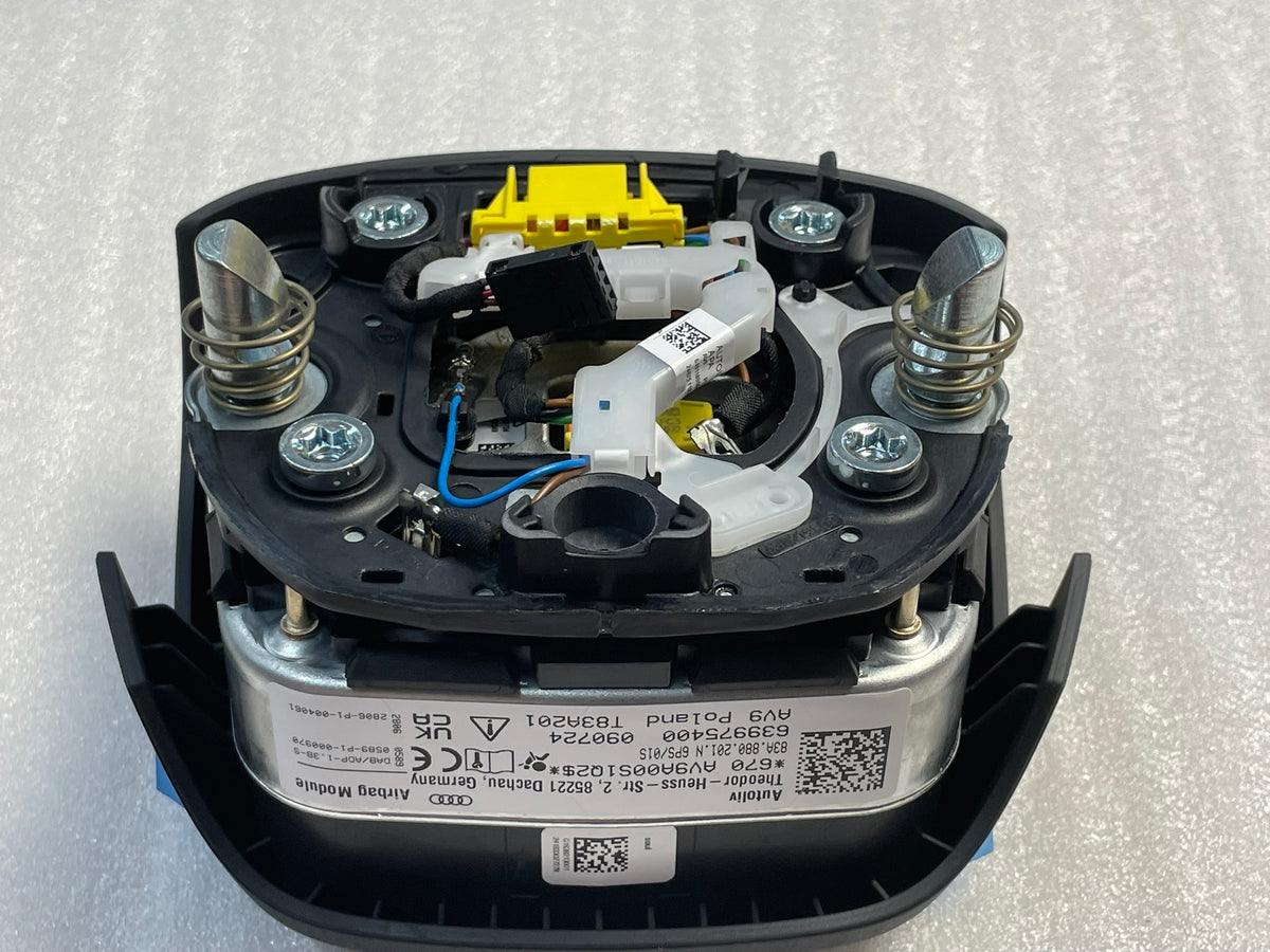 Airbag řidiče Audi Q3 / RSQ3 – 83A880201N Orig. (Škrábnutý)