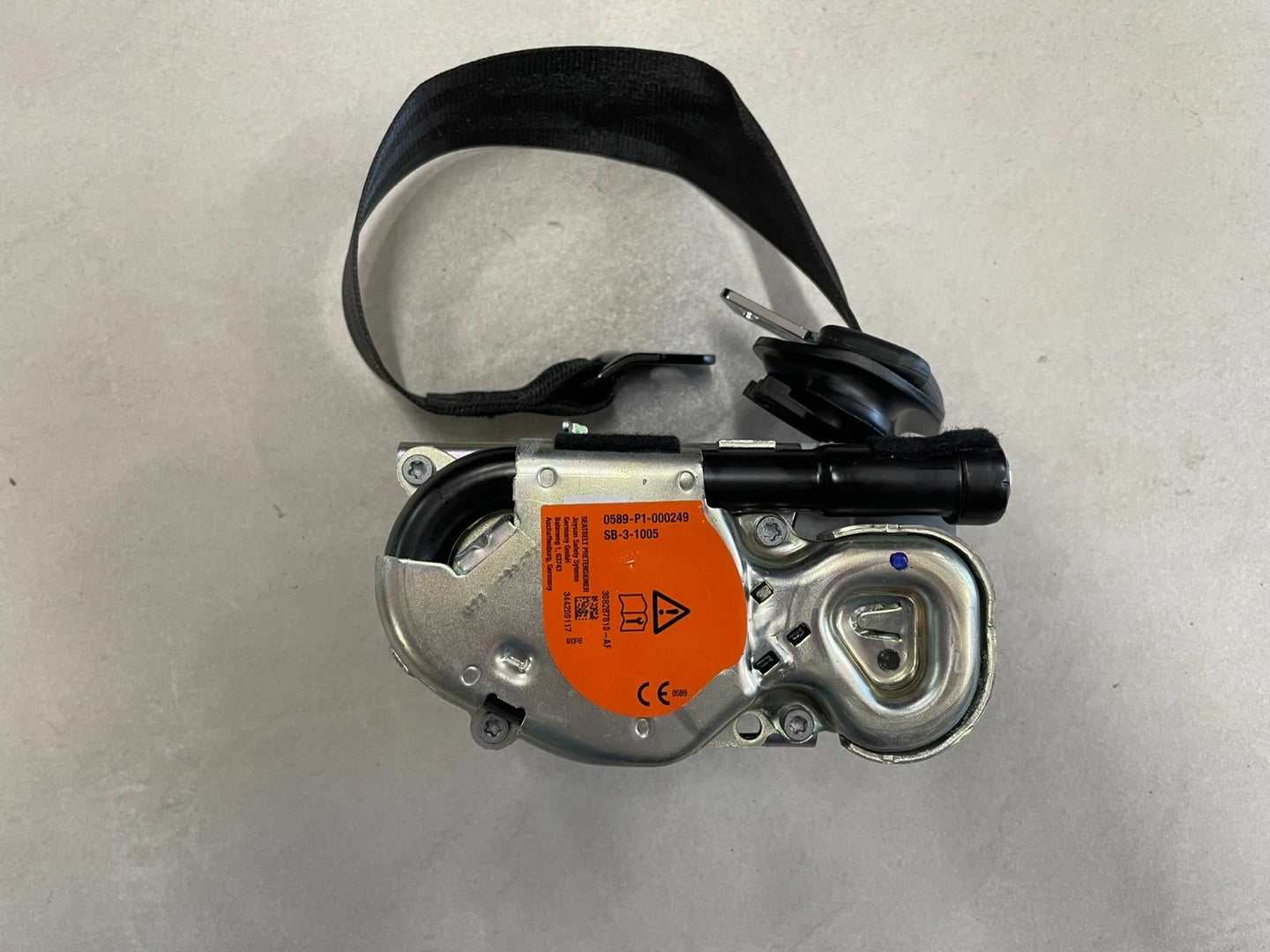 Lamborghini Huracán Front Right Seat Belt – 4T1857706D V04