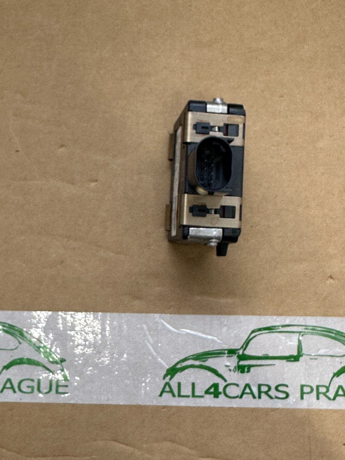 3Q0907590E VW AUDI SPURWECHSELASSISTENT RADAR GERÄT 3Q0907590E FAST NEU TEST CAR - Obrázek 10