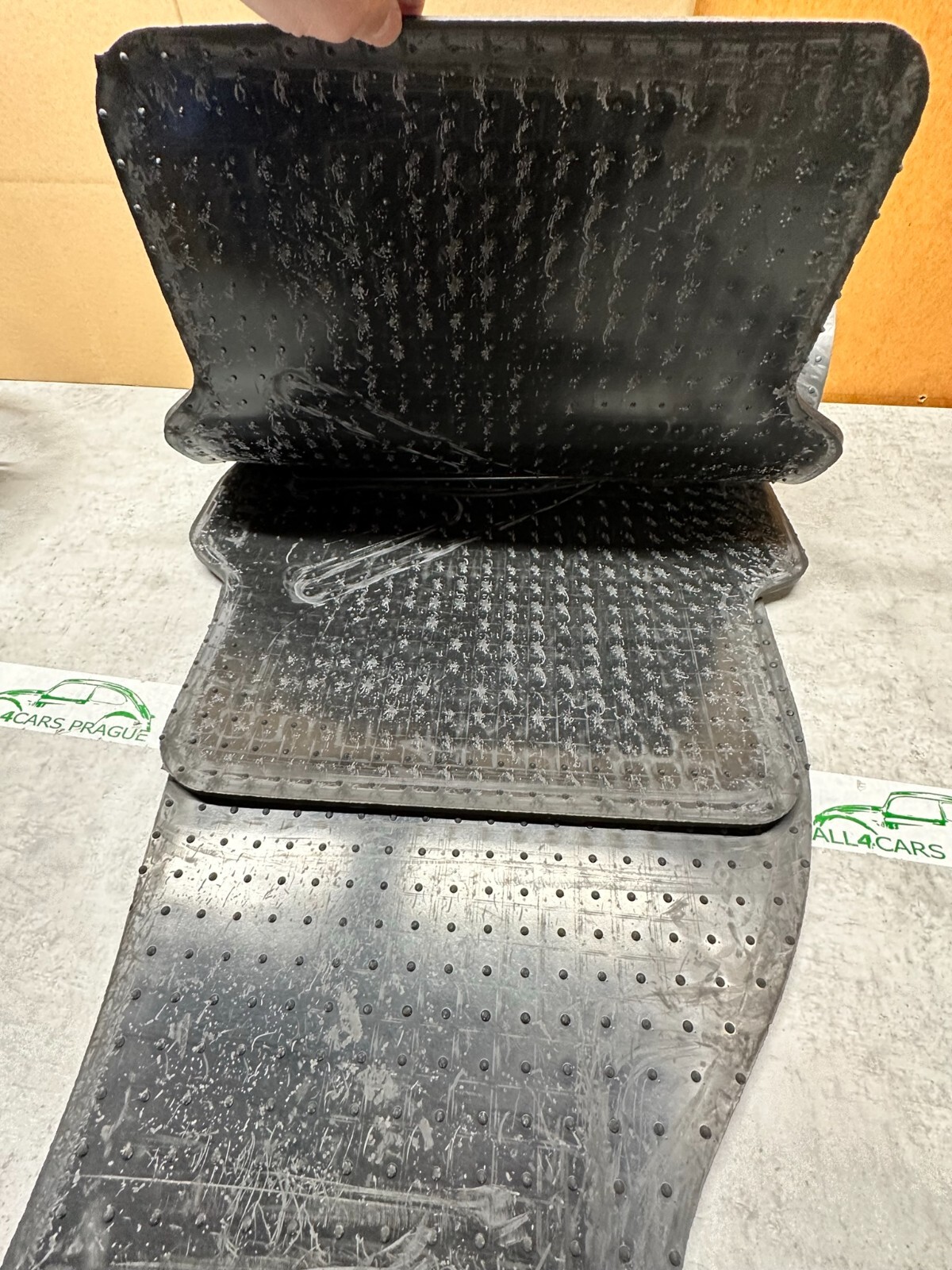 AUDI A4 2001-2008, SEAT EXEO FUSSMATTEN GUMMIMATTEN SCHWARZ 8592980902211 - Obrázek 6