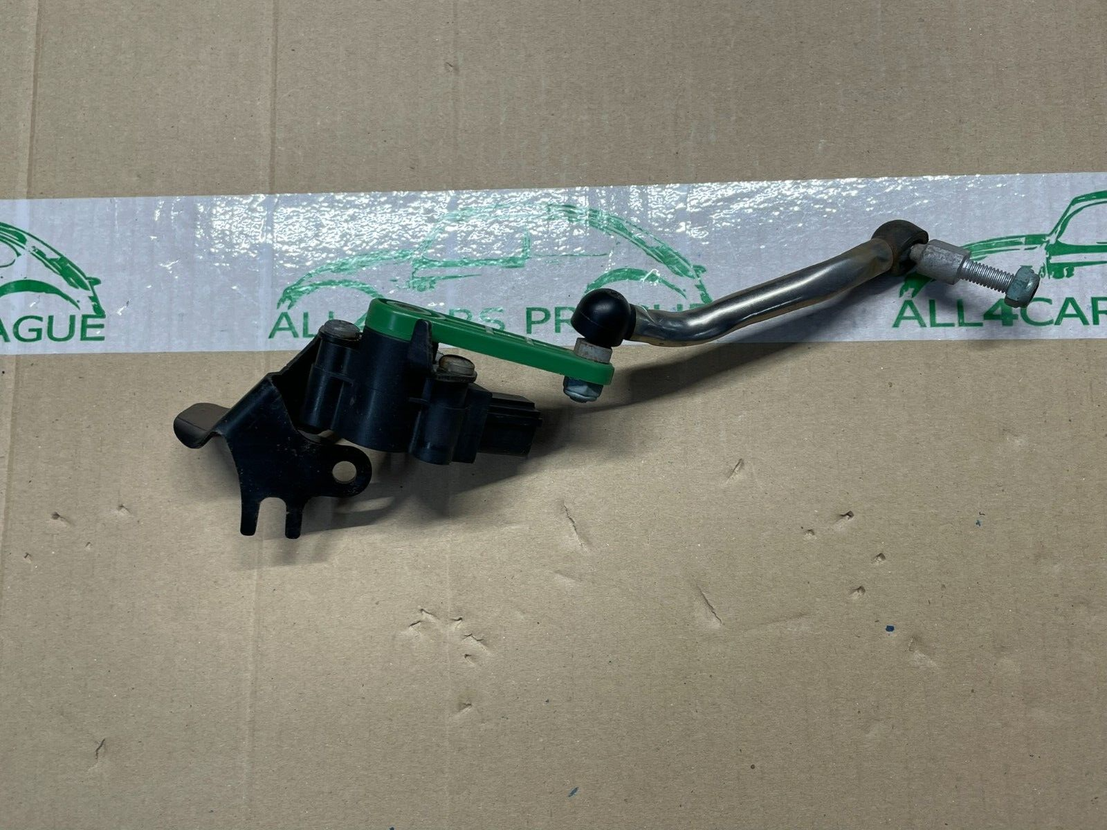 AUDI A5 NIVEAUSENSOR LEUCHTWEITENREGELUNG VORNE LINKS 8K0941285N + 8K0907503 - Obrázek 12