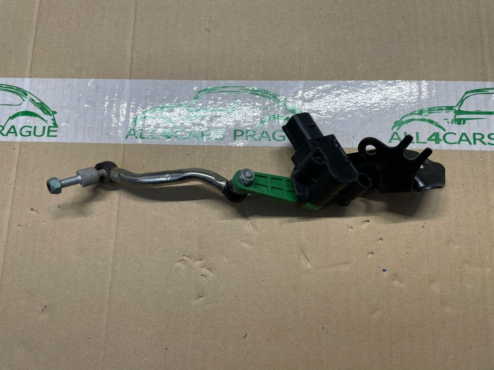 AUDI A5 NIVEAUSENSOR LEUCHTWEITENREGELUNG VORNE LINKS 8K0941285N + 8K0907503 - Obrázek 8