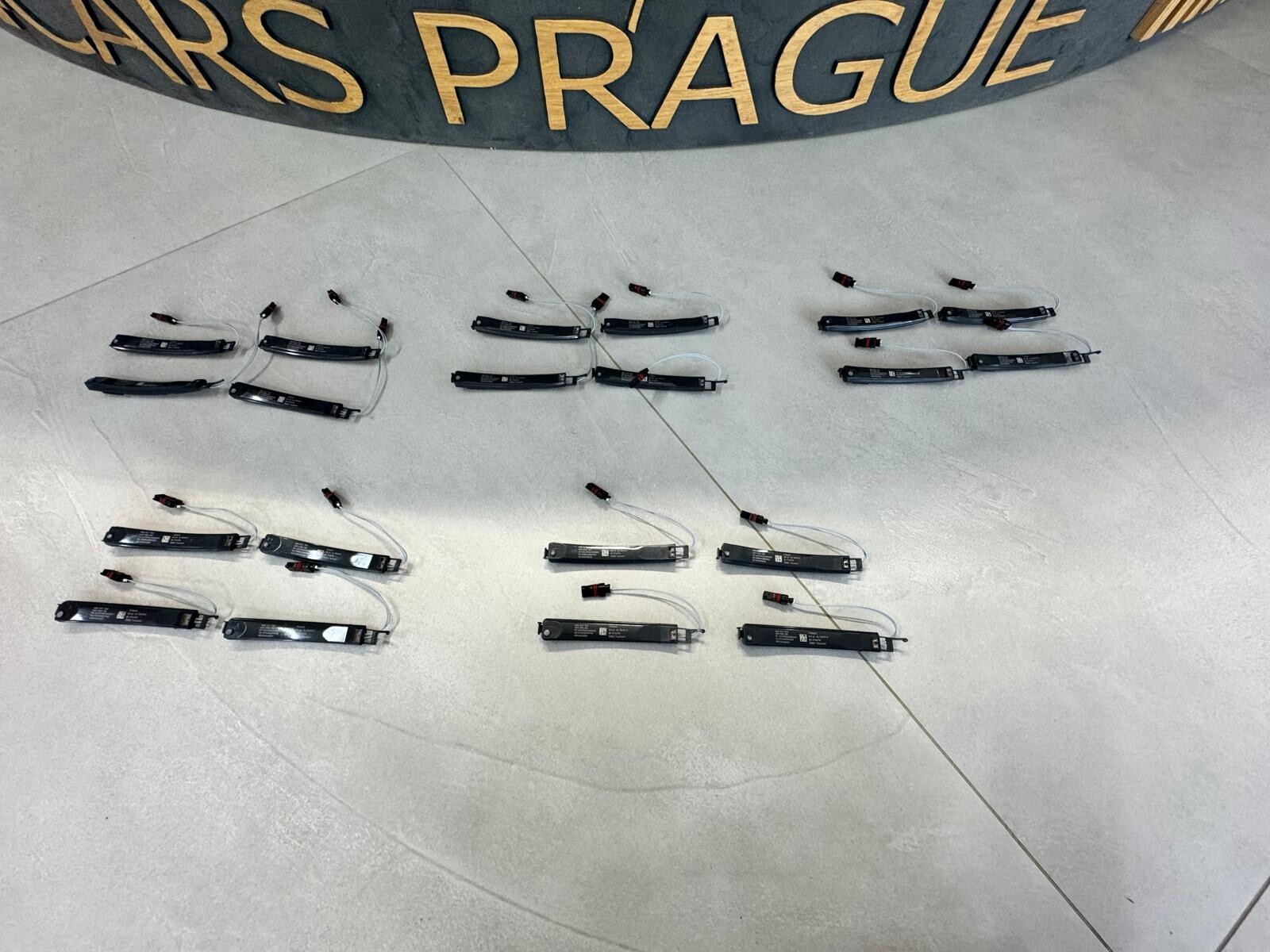 AUDI A6,A7,A8/RS6,RS7,Q8...KESSY ANTENE TÜRGRIFFSENSOR SATZ 4N0927753 4N0927754 - Obrázek 3