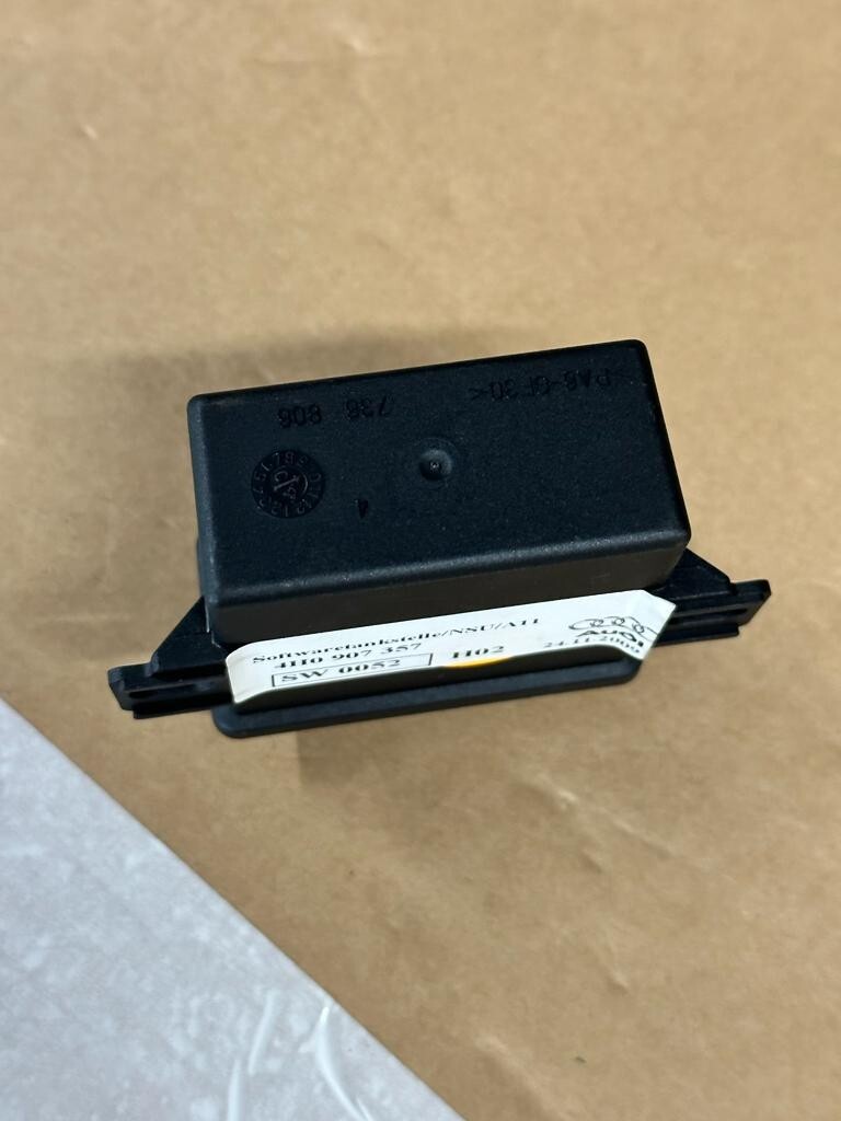 AUDI A7,A8 STEUERGERÄT LEUCHTWEITENREGULIERUNG KURVENLICHT 4H0907357 - Obrázek 10