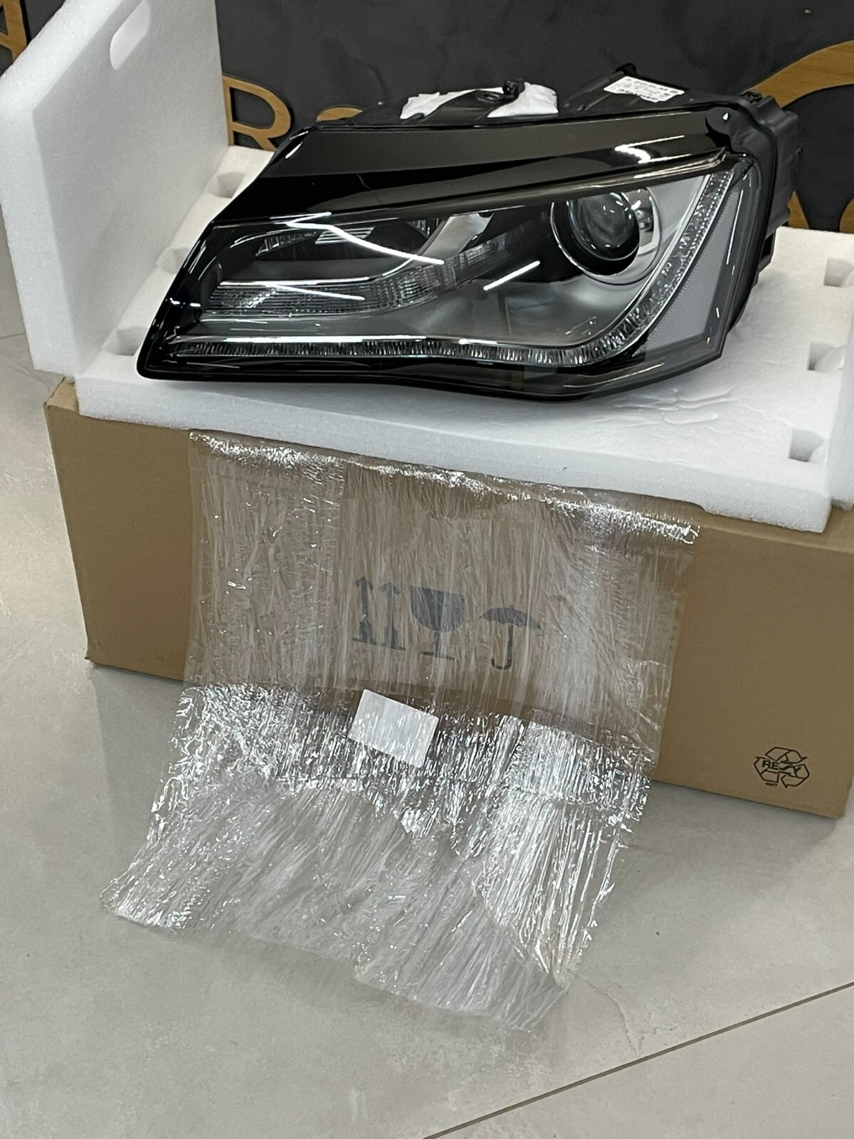 AUDI A8 BI-XENON SCHEINWERFER KURVENLICHT LINKS 4H0941029AE = 4H0941029BN NEU OE