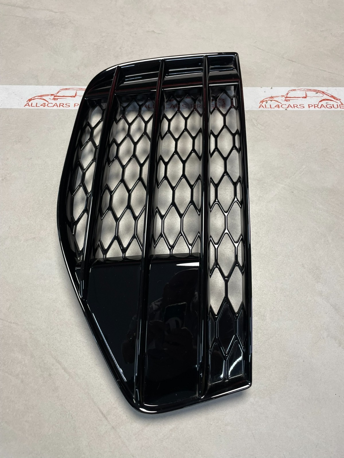 AUDI Q7 4L FRONTSTOßSTANGE RECHTS GRILL S-LINE SCHWARZGLÄNZEND 4L0807676B ORIG - Obrázek 13