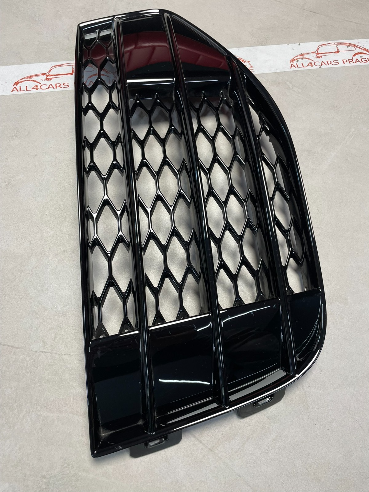 AUDI Q7 4L FRONTSTOßSTANGE RECHTS GRILL S-LINE SCHWARZGLÄNZEND 4L0807676B ORIG - Obrázek 14