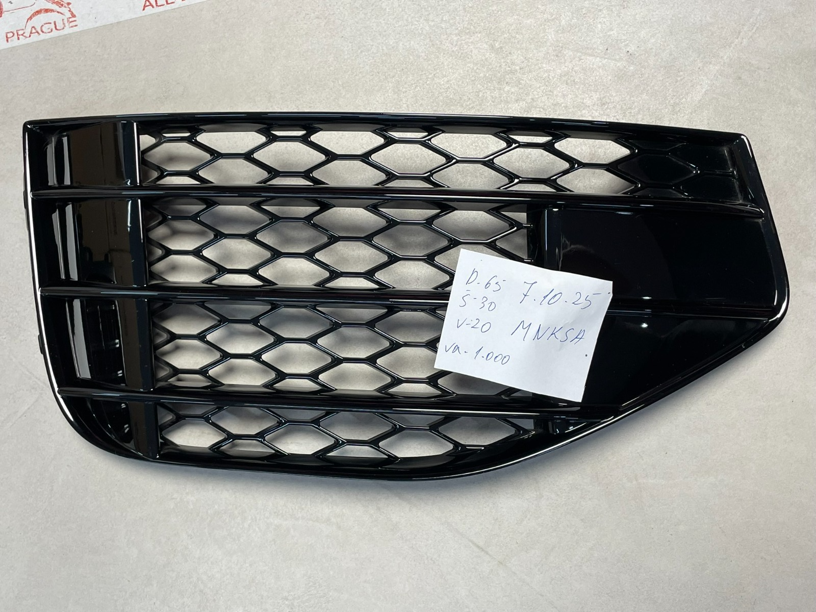 AUDI Q7 4L FRONTSTOßSTANGE RECHTS GRILL S-LINE SCHWARZGLÄNZEND 4L0807676B ORIG - Obrázek 21