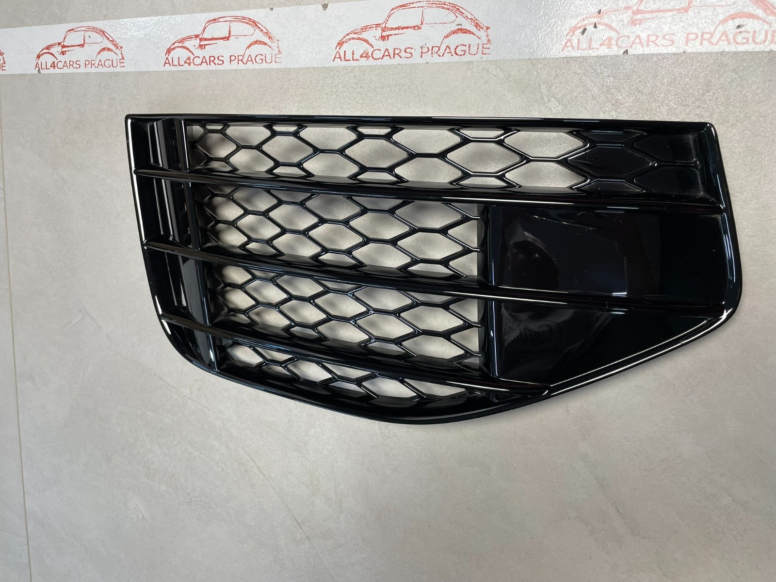 AUDI Q7 4L FRONTSTOßSTANGE RECHTS GRILL S-LINE SCHWARZGLÄNZEND 4L0807676B ORIG - Obrázek 6