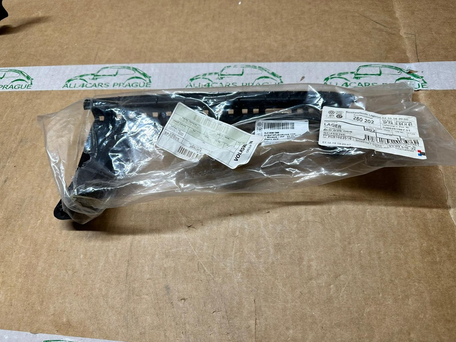 AUDI Q7 4L FUHRUNGSSCHIENE SEITENSCHEIBE 4L0839068 ORIGINAL NEU!!! - Obrázek 5