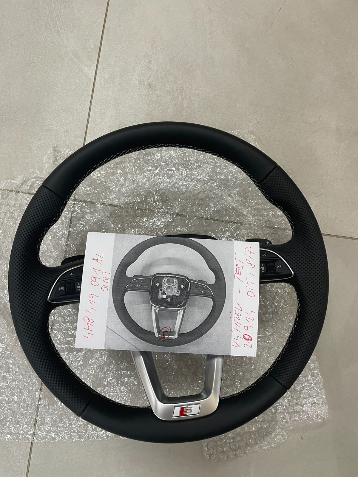 AUDI Q7 Q8 SPORT LEDER LENKRAD PERFORIERT BEHEIZT 4M8419091AL Fast Neu Test Car - Obrázek 24