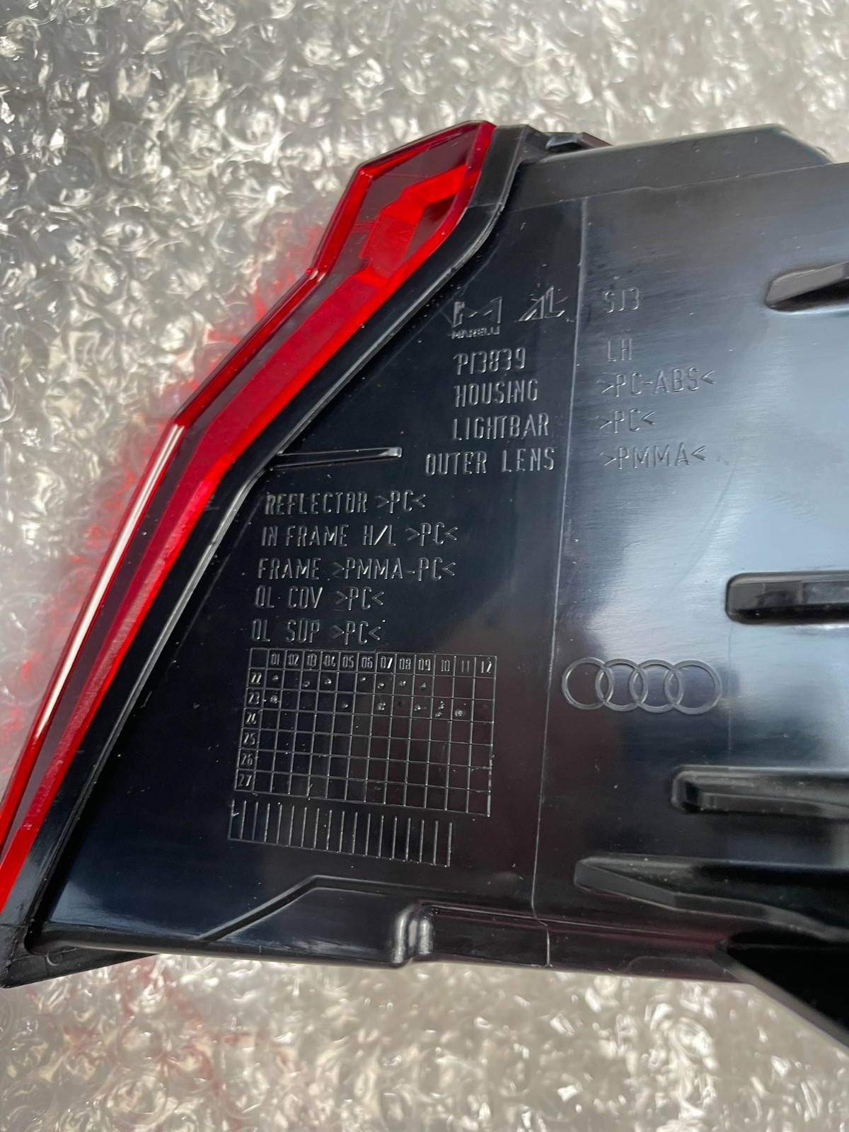 AUDI Q8 AUDI RSQ8 LED RÜCKLEUCHTE HINTEN LINKS 4M8945069AB ORIGINAL AUDI TEIL - Obrázek 5